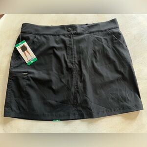 32 Degrees Cool NWT Skirt/Skort Women’s Size XL Athletic Tennis Pickleball, NWT